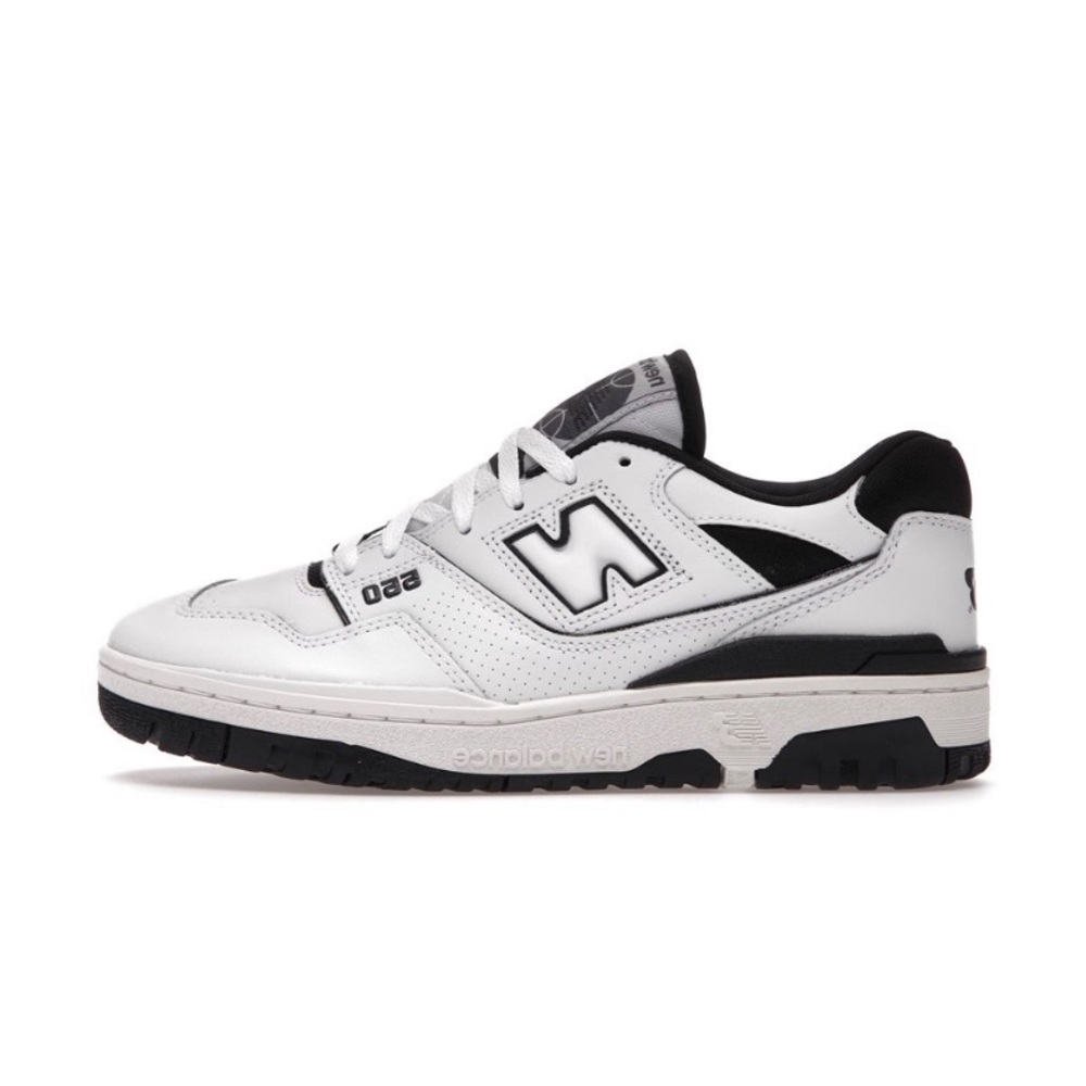NWT New Balance 550 White & Black Size Men’s 8/Woman’s 10 (41.5)